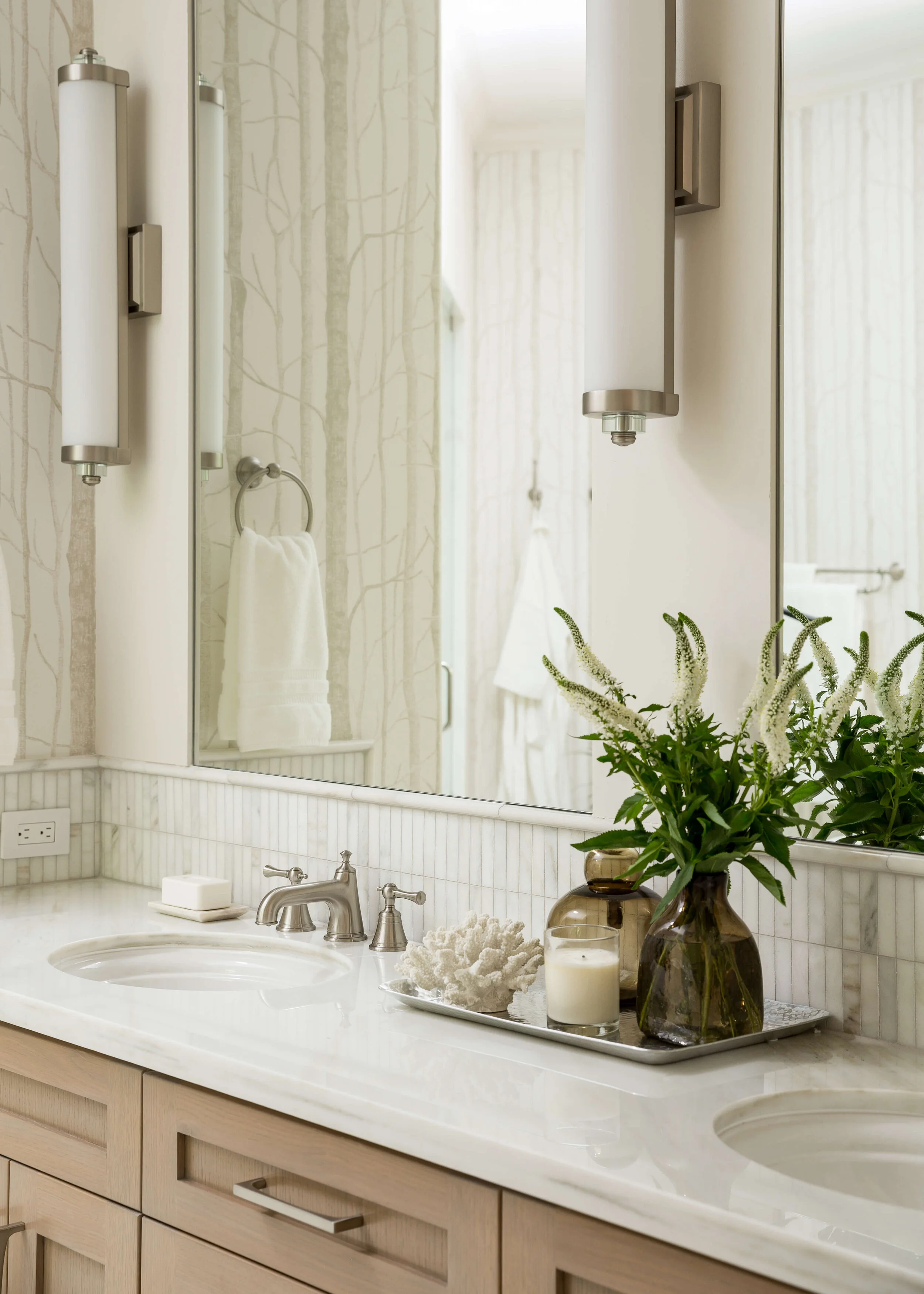 Bathroom on sale cabinet hardware
